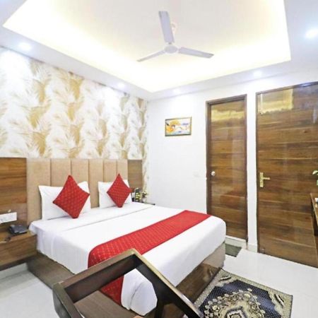 Hotel Vijaydeep Place Near Delhi Airport نيودلهي المظهر الخارجي الصورة
