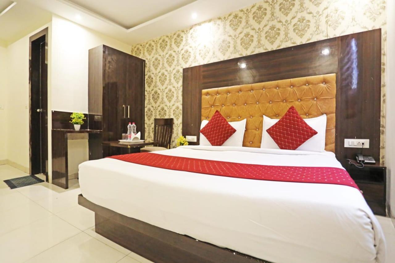 Hotel Vijaydeep Place Near Delhi Airport نيودلهي المظهر الخارجي الصورة