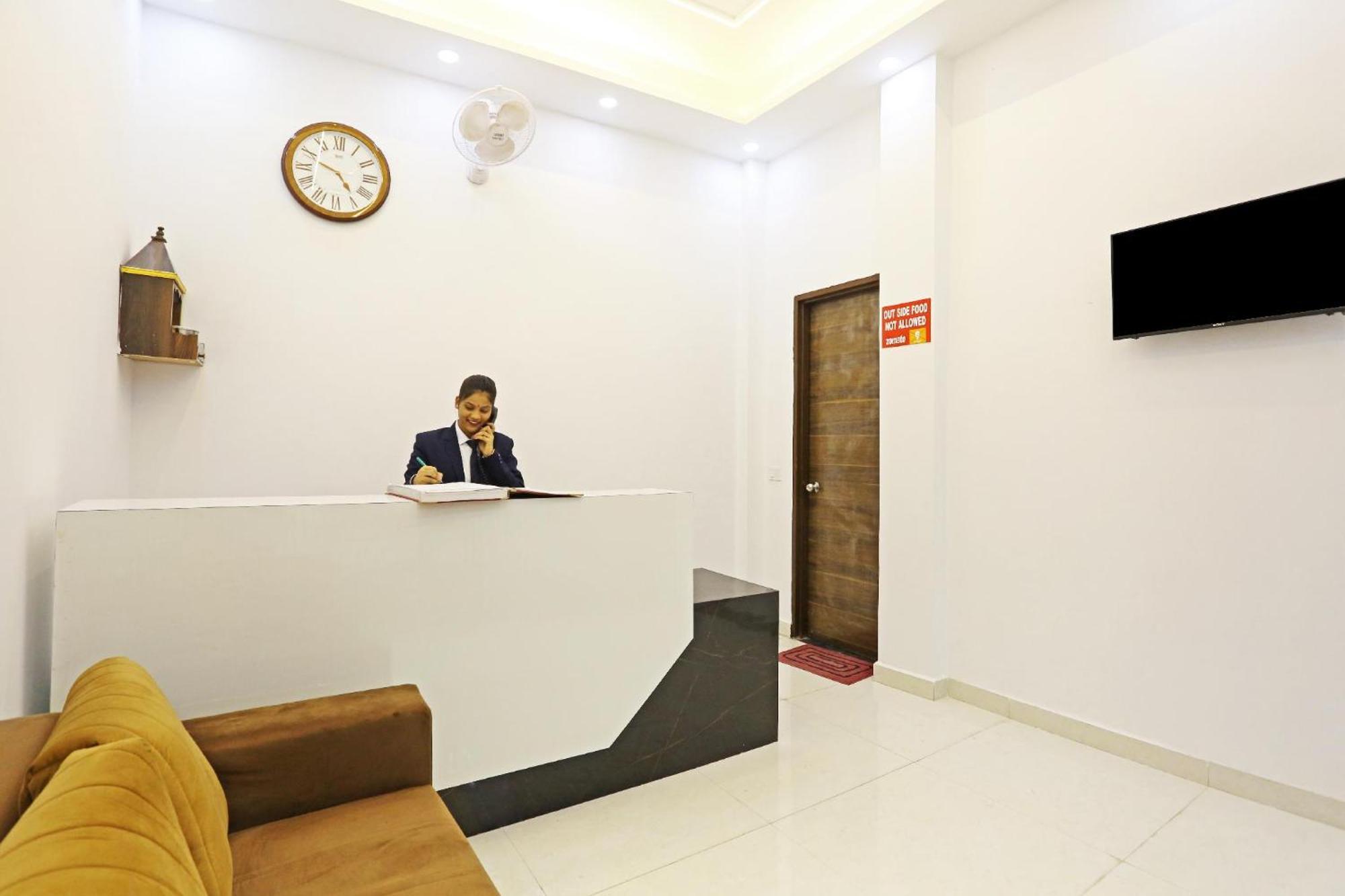 Hotel Vijaydeep Place Near Delhi Airport نيودلهي المظهر الخارجي الصورة
