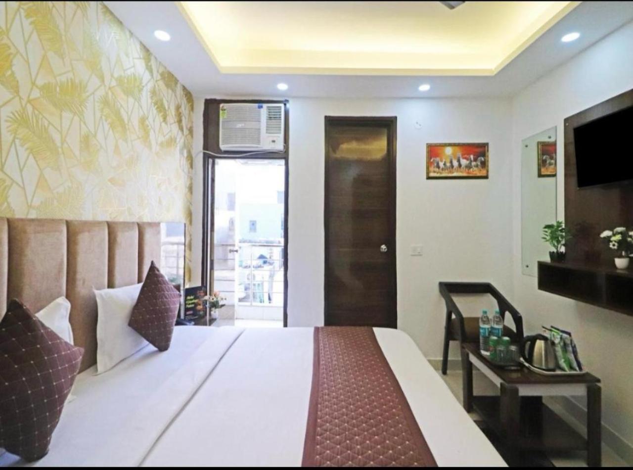 Hotel Vijaydeep Place Near Delhi Airport نيودلهي المظهر الخارجي الصورة