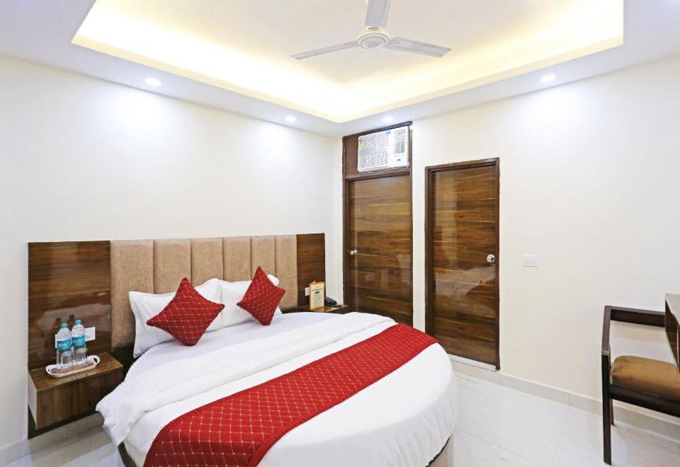 Hotel Vijaydeep Place Near Delhi Airport نيودلهي المظهر الخارجي الصورة