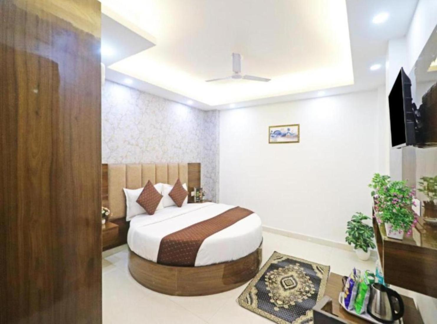 Hotel Vijaydeep Place Near Delhi Airport نيودلهي المظهر الخارجي الصورة