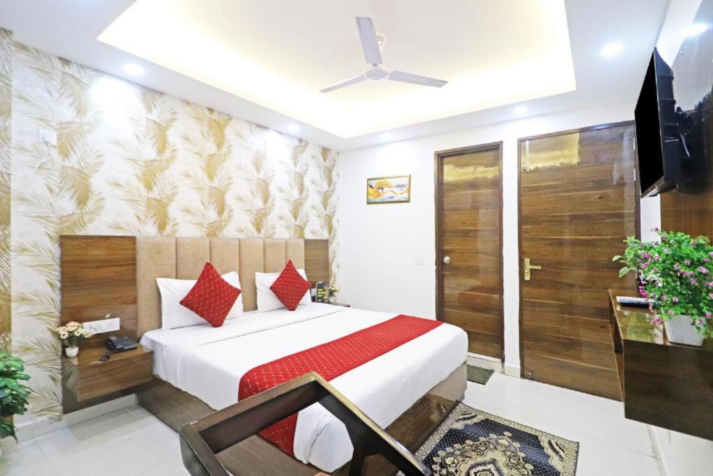 Hotel Vijaydeep Place Near Delhi Airport نيودلهي المظهر الخارجي الصورة