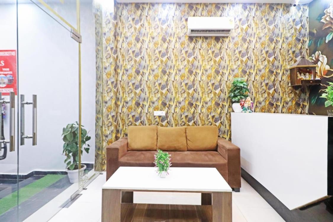 Hotel Vijaydeep Place Near Delhi Airport نيودلهي المظهر الخارجي الصورة